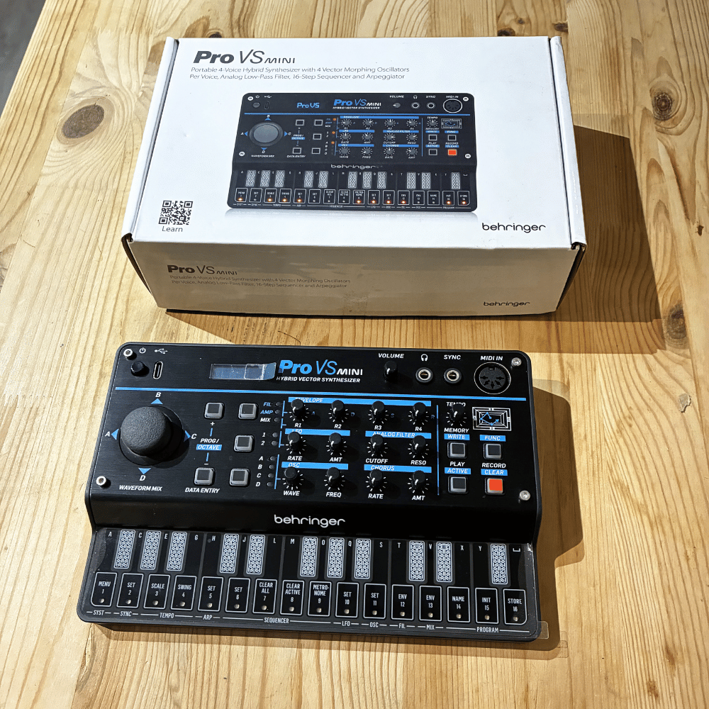 [開封展示品出清] Pro VS Mini 迷你合成器
